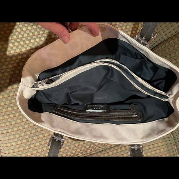 Donna Karan Tote - Picture 5 of 8